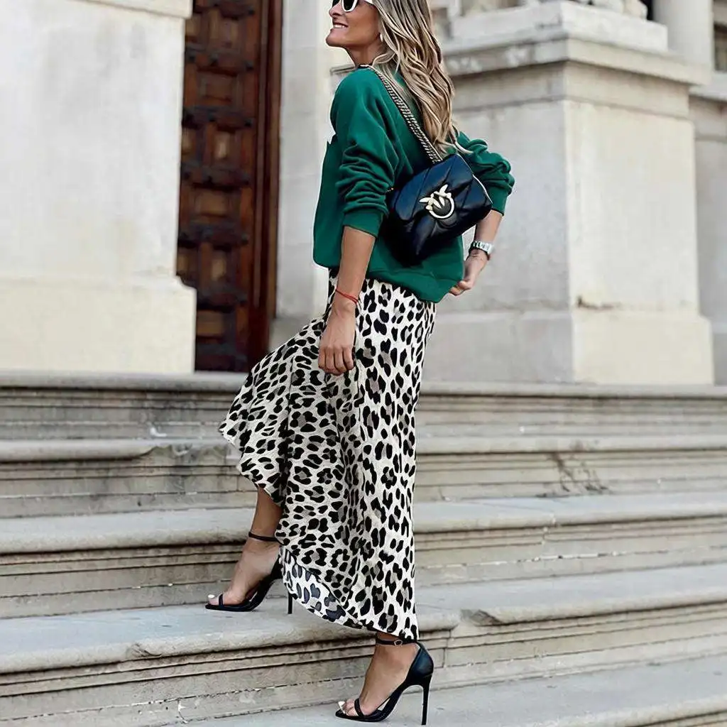

New Independent Station Leopard Print Halter Neck Dress Women's Skirt Elastic Waist A-Line Skirt Fashionable Casual Style