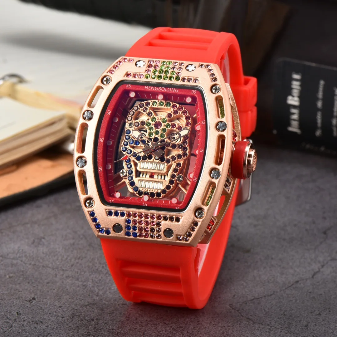 Tonneau Creative Colored Diamonds Business Fashion Quartz Watch Men High Quality Watch Personality Watch Luxury AAA Clock