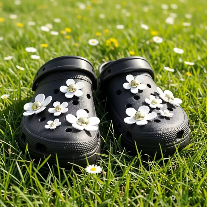 Best Selling Hole Shoes Charms Ready To Put on White Daisy Sunflower Combination Suit Shoe Buckle Girlish Shoes Accessories 2026