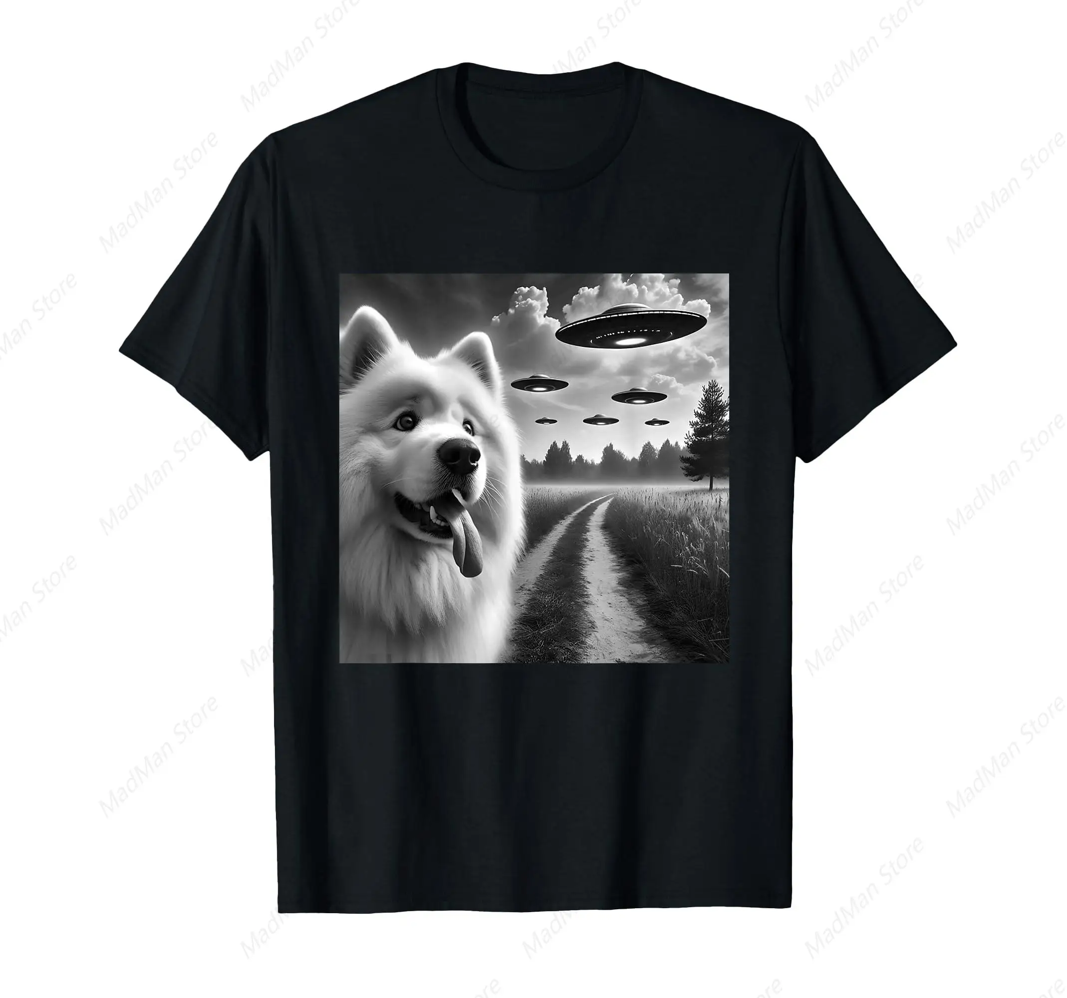 Samoyed Dog Funny Graphic Selfie with UFOs Weird Aliens T-Shirt for Men Women Cotton Top Tee