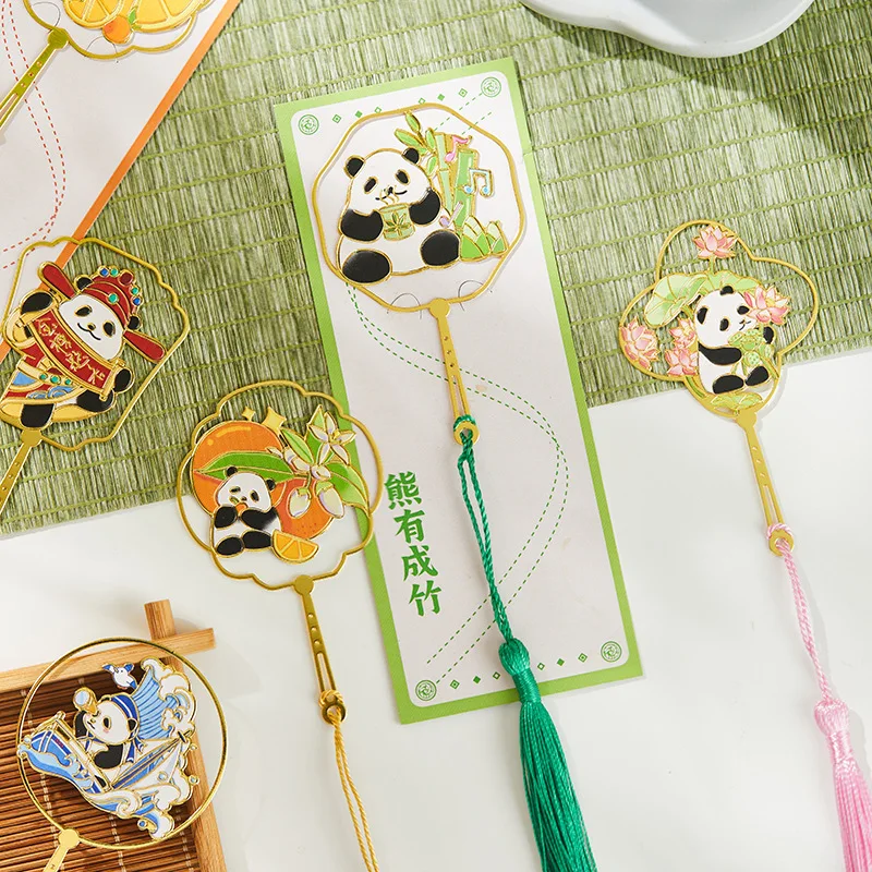 Metal cultural and creative bookmarks, panda auspicious fan, tassel book page clip, hand gift