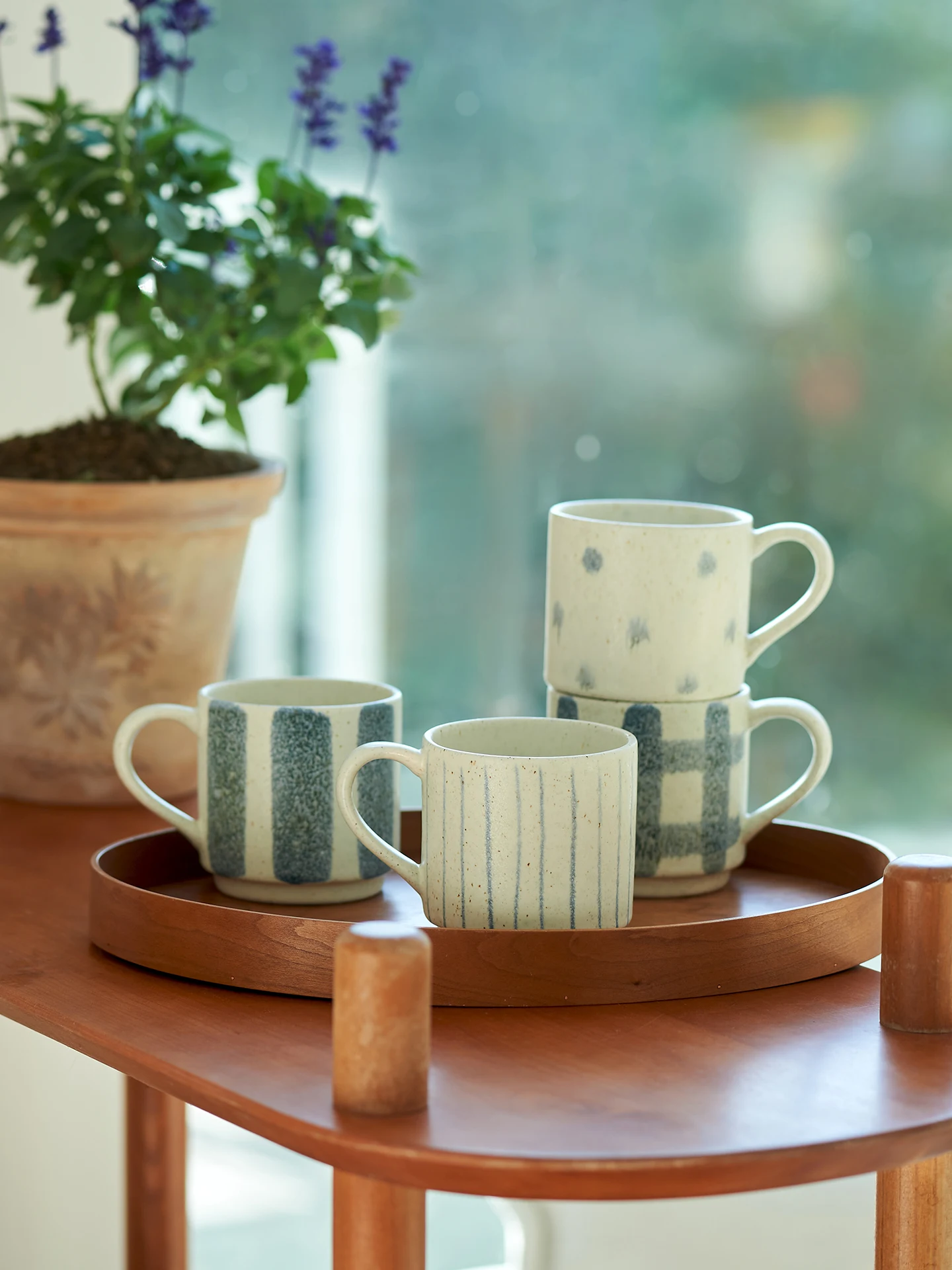 

April Cerc Coarse Porcelain Mugs for Home High Aesthetic Value Retro Cups Women Underglaze Color ternoon Tea Coffee Mugs