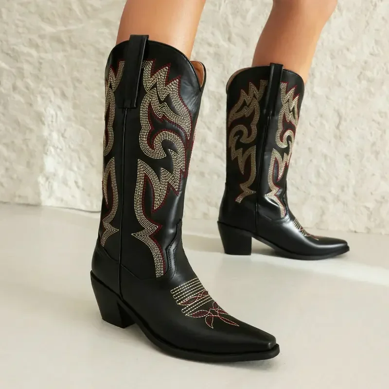 Vintage Embroidered Plus Size Western Cowboy Boots Fall/winter Chunky High Heel Small Square Mid-Doc Martens