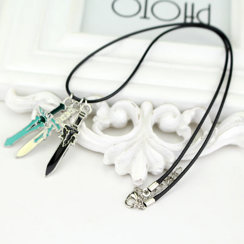 Fashion New Sword Art Online Pendant Anime Jewelry 3-Piece Set Enamel Cross Weapon Asuna Kirito Cosplay Necklace Wholesale