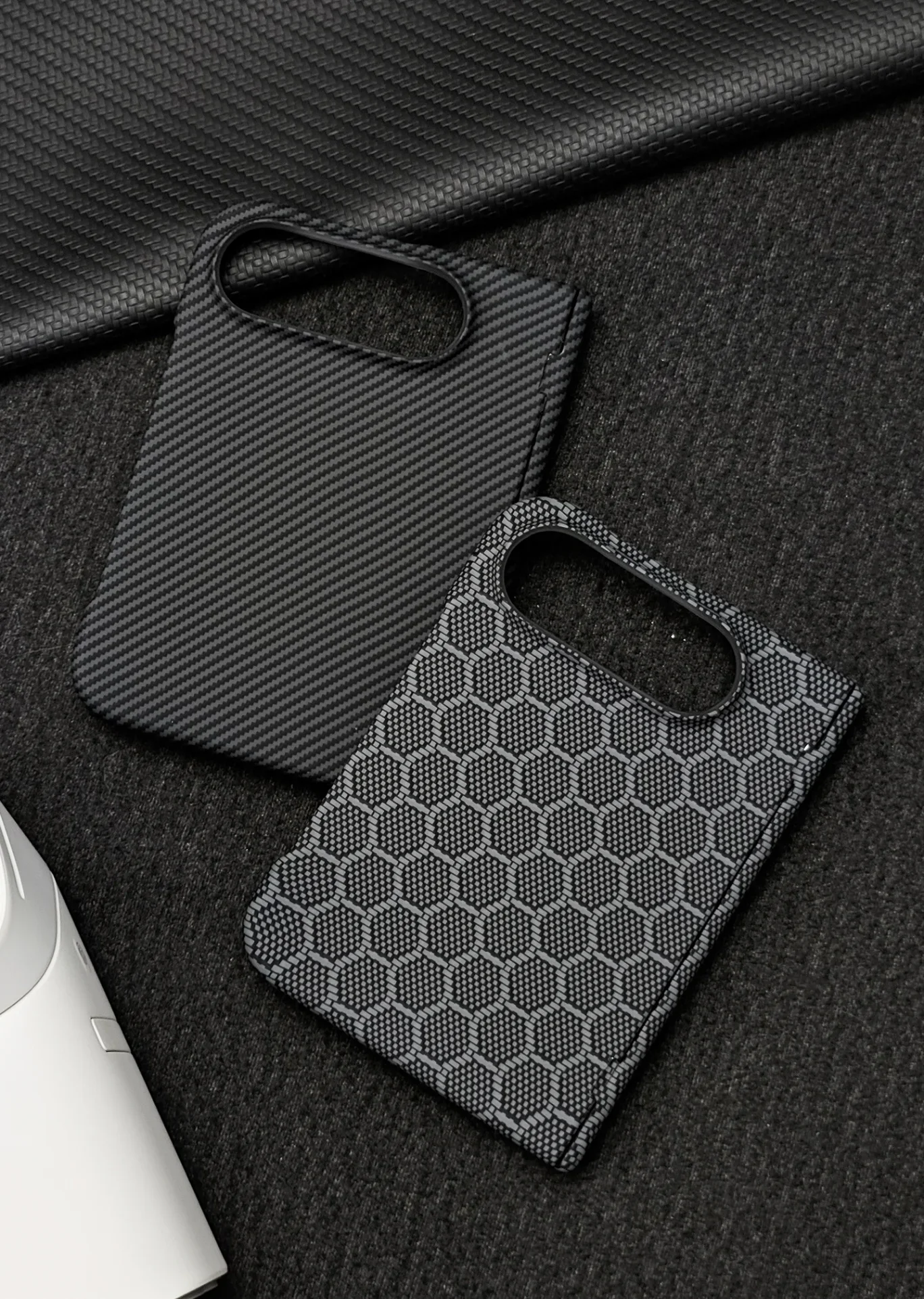 Business Kevlar-Faser 600D Slim-Design Magnetische Handyhülle für iPhone Duo Stoßfeste Hartschale mit Kabelloser Ladefunktion für iPhone Ultra – Detail 3