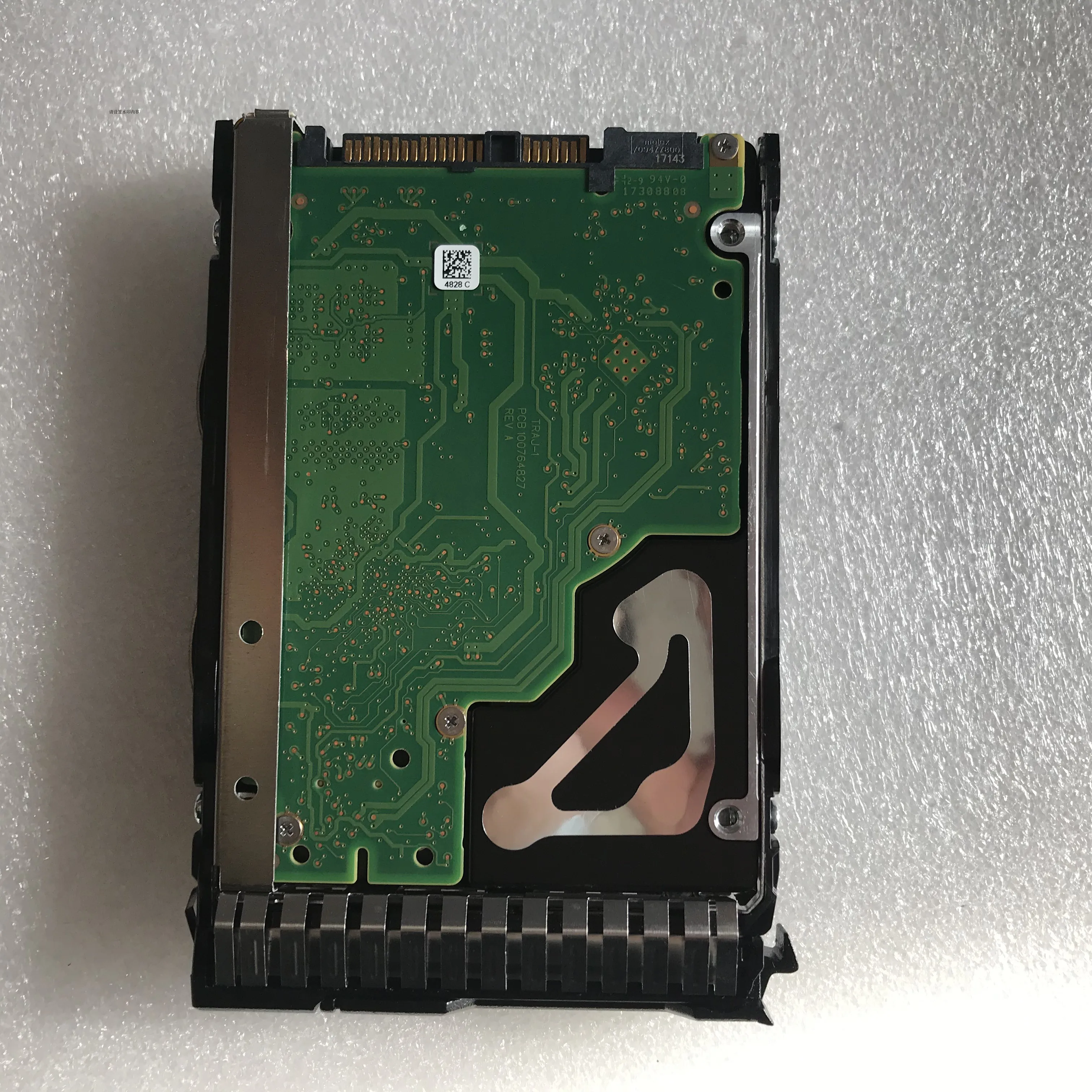 

Для 1,6 Tb 12 Gb/s SAS 2,5 in E-X4092A