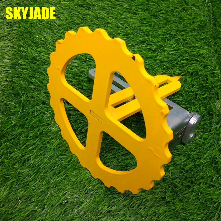 

Red Yellow Blue Circle Cutter Garden Hand Tool for Artificial Grass Turf Installation Sports Field Football Pitch Terrain