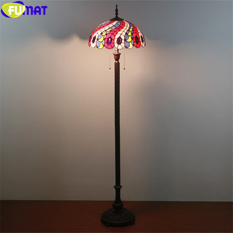 FUMAT Tiffany Floor Lamp Peacock Tail Stained Glass Lampshade Alloy Frame Light Handcraft Arts Home Decor European Style Multe