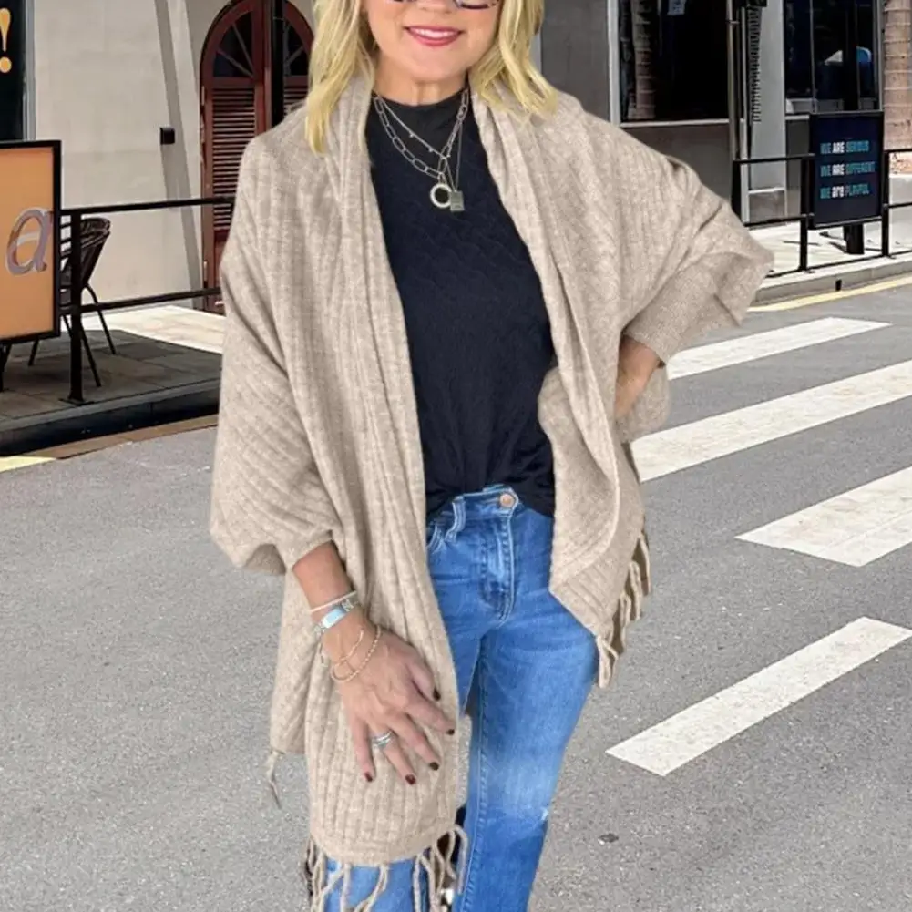 

Кардиган в стиле бохо Элегантный женский кардиган с шалью и рукавами «летучая мышь» Стильный вязаный топ с кисточками по подолу свободного покроя с открытой передней частью Однотонный