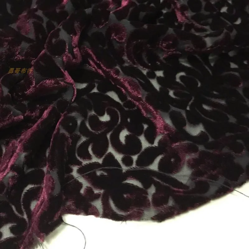 Tessuto di velluto reale cavo viola scuro Fondo in seta Cotone trasparente Cappotto estivo fresco e abito Panno alla moda