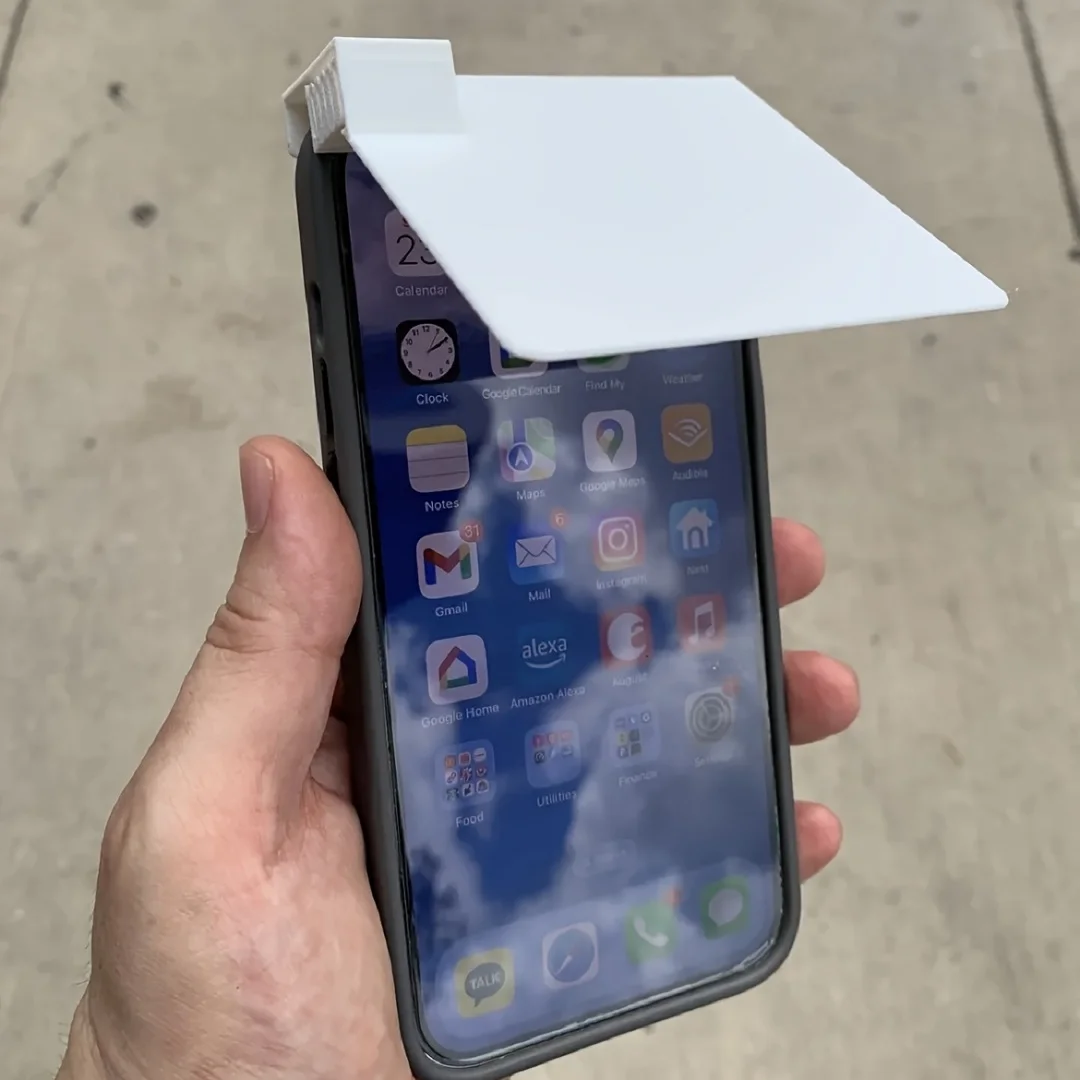 

Mobile Phone Sunshade Is a Practical Accessory That Improves Screen Visibility in Strong Light. It Effectively Reduces Sun Glare, Allowing Users to Clearly View the Screen Even in Direct Sunlight.