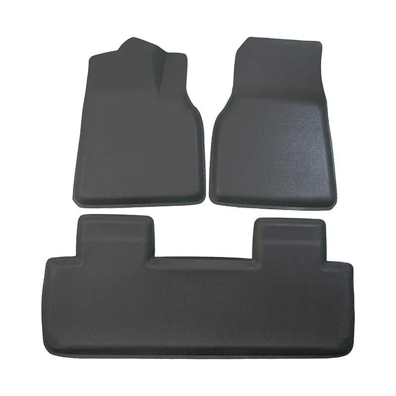 Suitable for Tesla Model Y 2021-2024, this XP diagonal foot pad features a non-slip textured bottom.