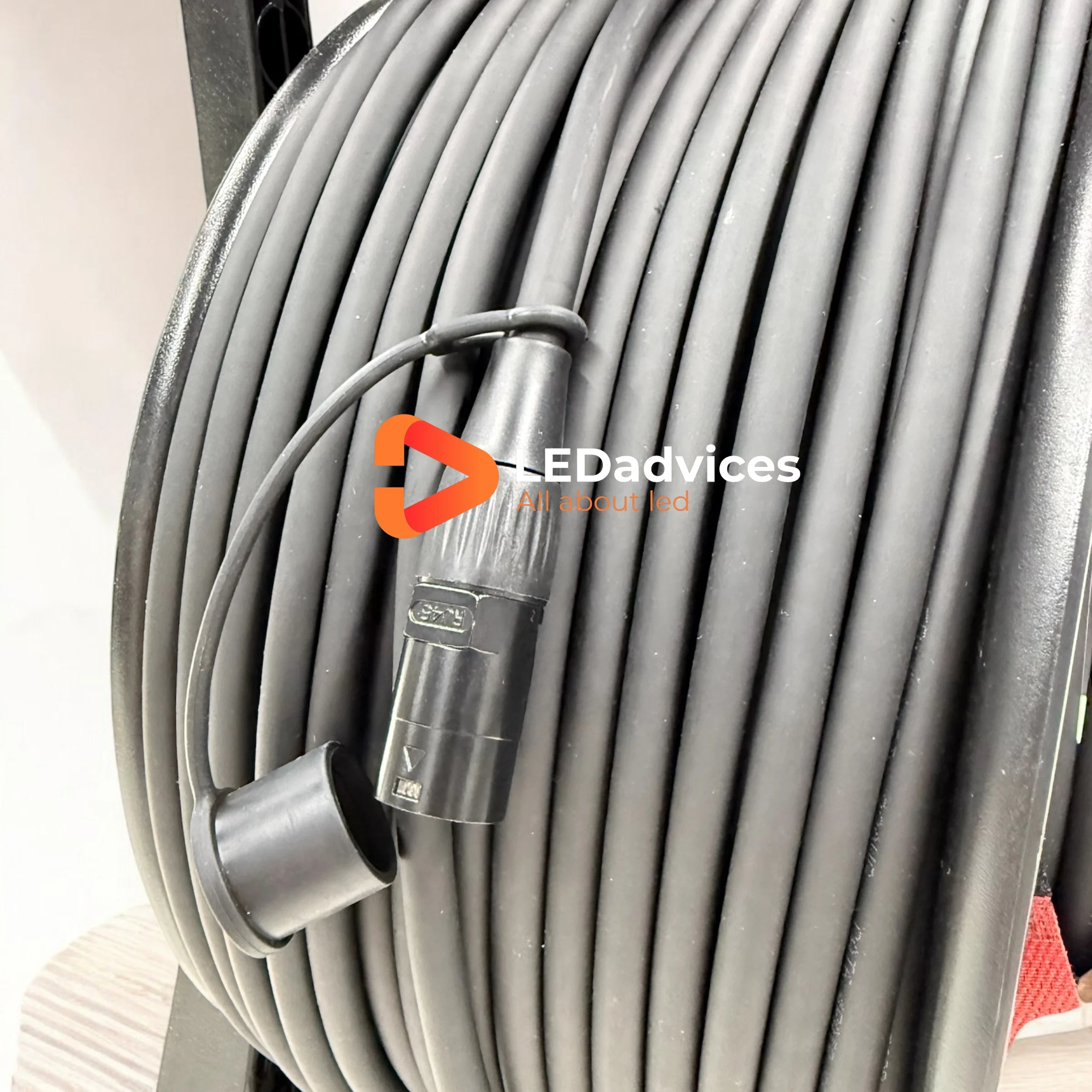 High Quality 100m 23AWG CAT6 Ethernet Cable With Reel For AV Event SF/UTP Double Shield Multi-Stranded Pure Copper RJ45 Gigabits