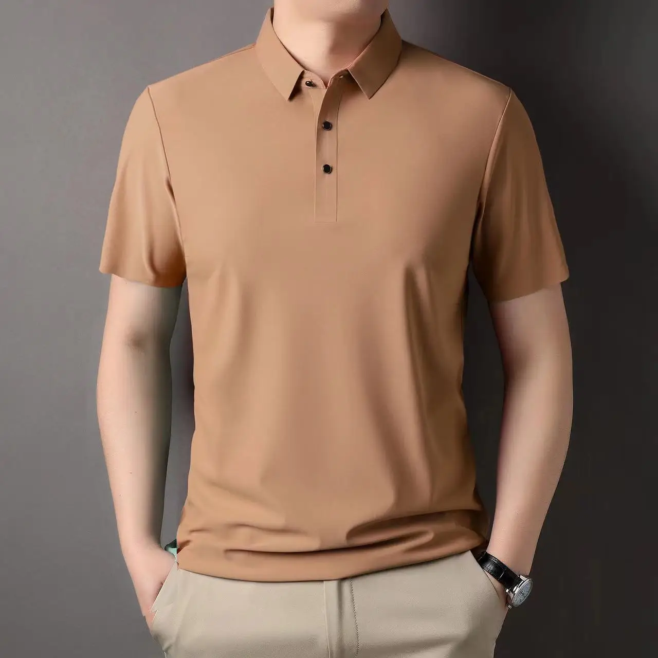 New Handsome Advanced Ice Silk Polo Shirts Men Short Sleeved 2024 Summer Business Casual Seamless Breathable Soft Men\'s Clothing