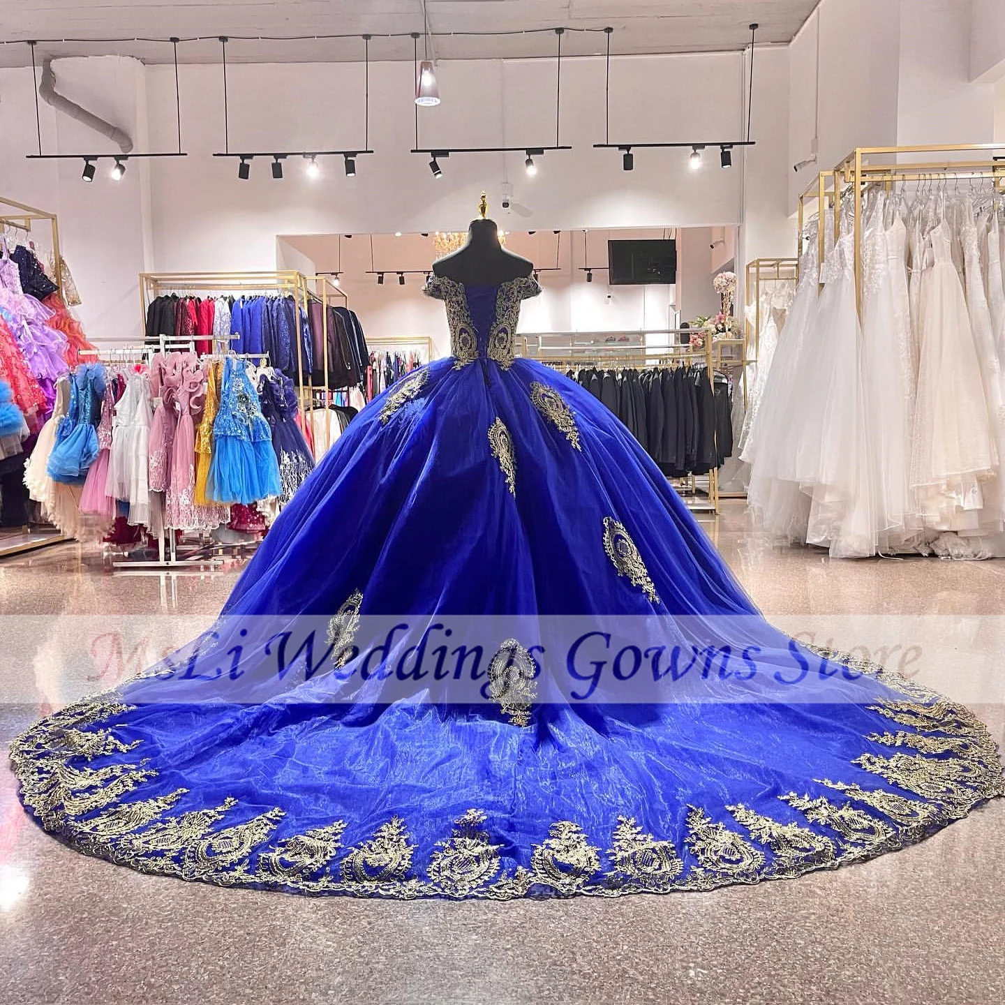 Blue Quinceanera Dresses 2023 Luxury Boat Neck Party Prom Ball Gown Vintage Lace Vestidos Robe De Bal Vestidos De 15 Custom Made