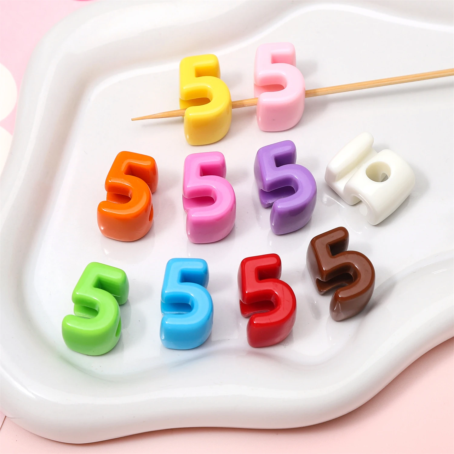 10Pcs Random Mixed Color Number Acrylic Beads 0-9 Shape Spacer Beads For Jewelry DIY Making Keychain Pendant Accessories
