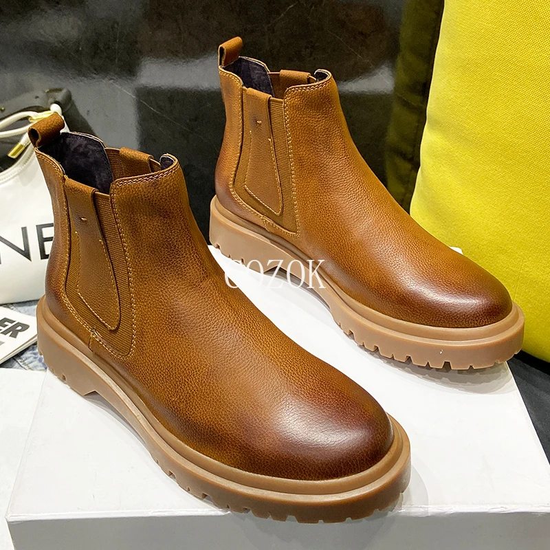 

Vintage Brown Men's Leather Casual Shoes Autumn Low-top British Style Chelsea Boots with Worn-out Suede Finish