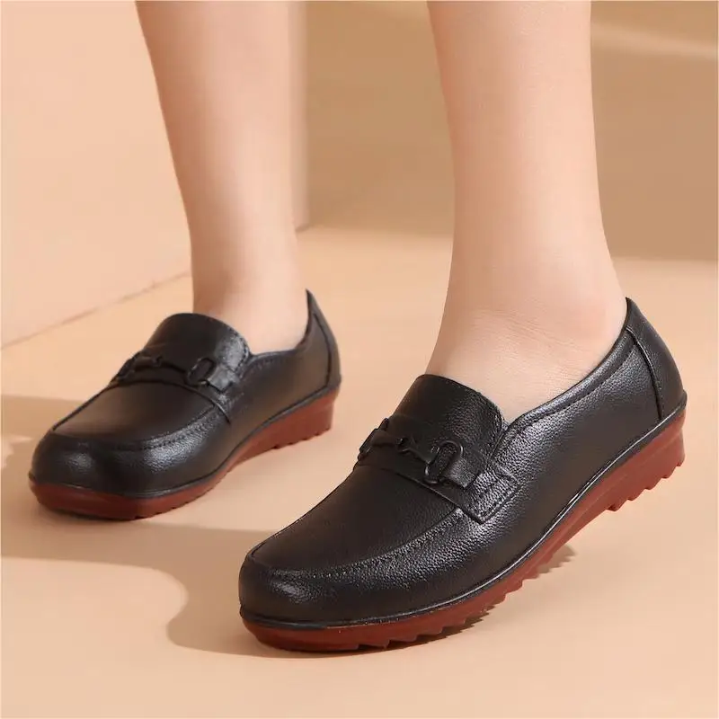 

2024 Fashion Low Cut Rain Boots Women's Anti-Slip Thick Bottom Kitchen Waterproof Shoes Calfskin Leather EVA Sole Spring Autumn