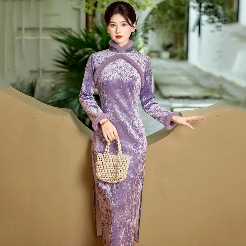 

Purple Winter Thickened Chinese Style Long sleeved Cheongsam 2025 New Women's Retro Autumn Butterfly Jacquard Qipao