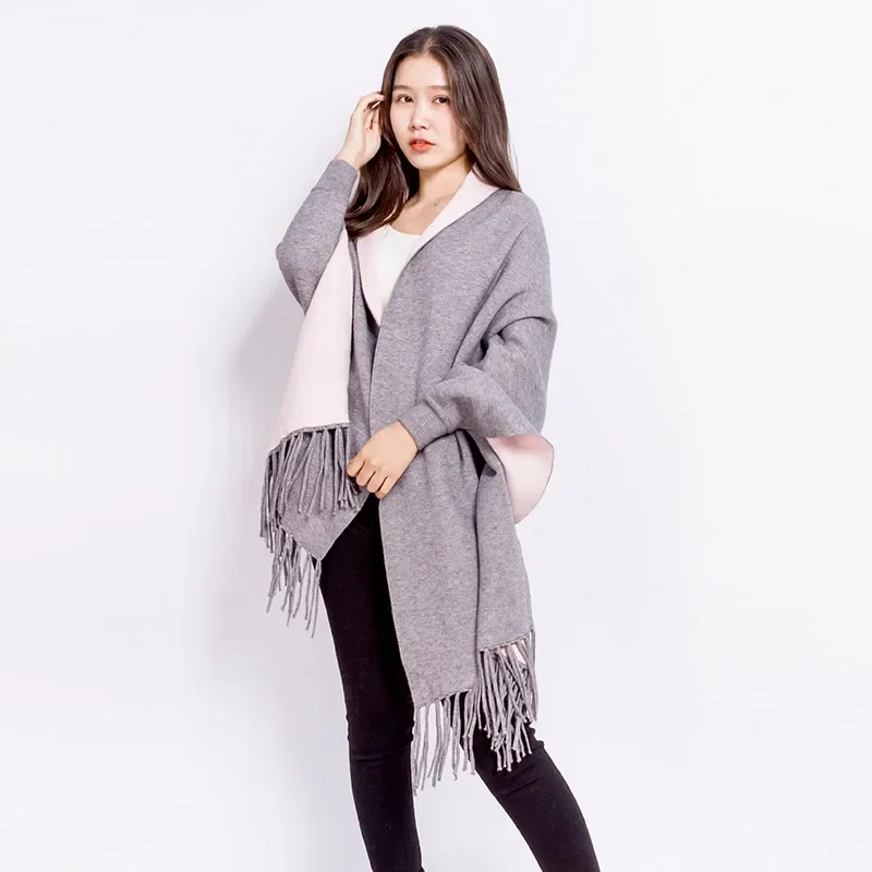 Women Cardigan Tire Femme 2024 New Arrival Women Sweaters Cape Cape Layer Batwing Poncho Top Spike Women Tassel Sweater Outwear