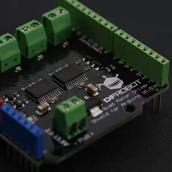 Placa de expansión de motor de cuatro vías DFRobot compatible con control de motor Arduino TB6612FNG