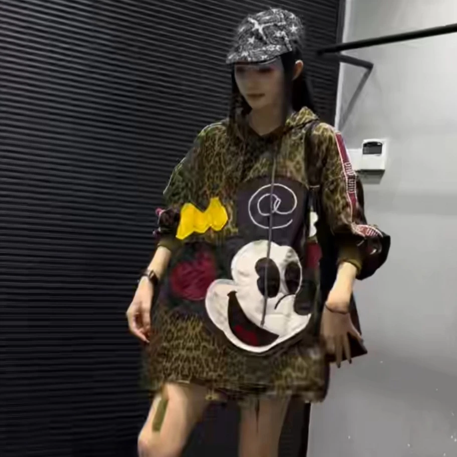 European Style Women's Sweatshirt 2025 Autumn New Cartoon Pattern Patchwork Leopard Print Ripped Loose Long Sleeve Tops