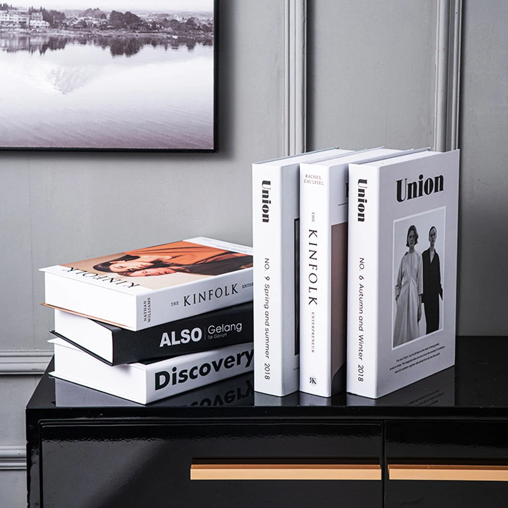 4Pcs/Set Fake Books Set Characters Cover Decorative Books for Room Modern Fashion Living Room Decoration Coffee Table Ornaments