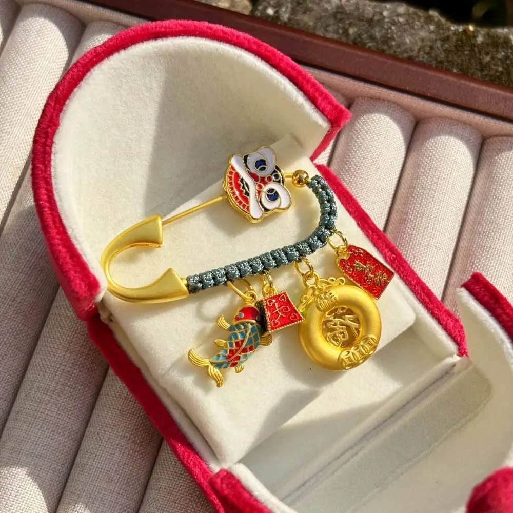 Fashion Horse Year Zodiac Brooch Pendant Gold Best Wishes Sand-plated Ornaments Safety Chinese Style Lucky Pins Newborn Baby