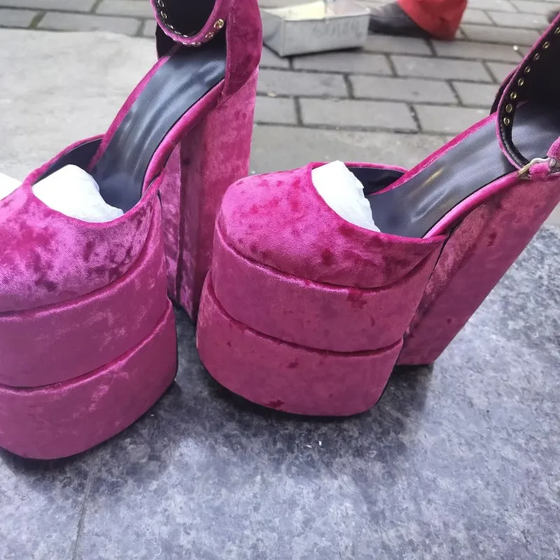 DIZHUANG Fashionable women's high heels. About 22 cm heel height. Pink round toe shoes. Double layered platform women's shoes.