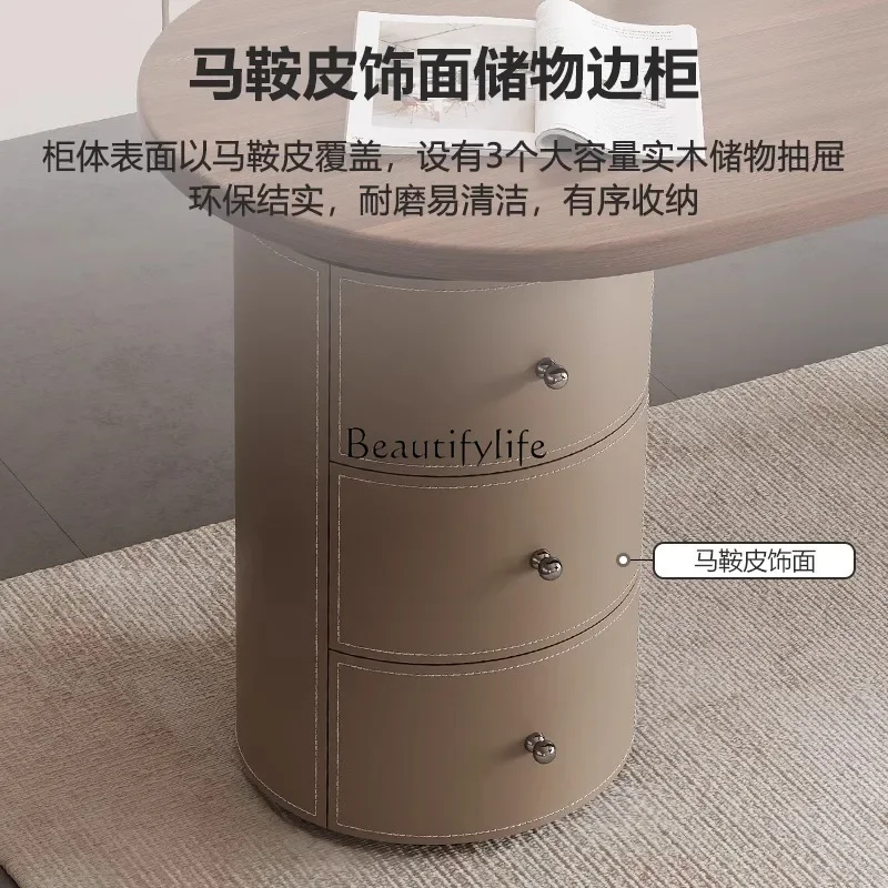 Z.*Desk minimalist antique style