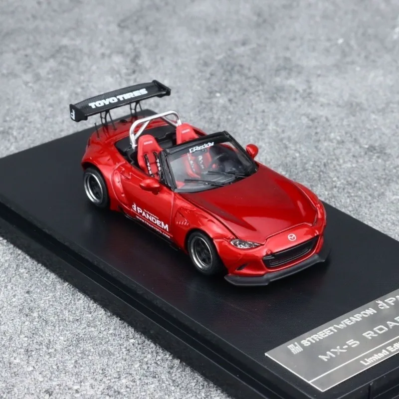 

1:64 Mazda MX-5 Rocket Rabbit die-cast simulation alloy car model, boys' festival gift toy, adult collectible decorative item.