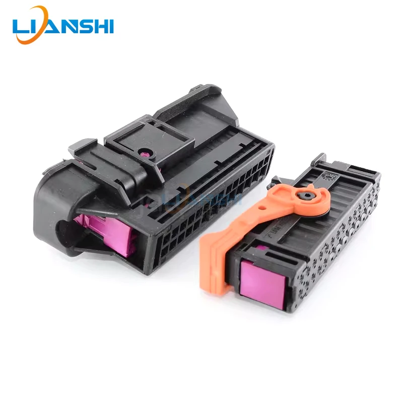 

1k0837702 vehicle plug-in cable 1K0937722 is applicable to the door plugs of Volkswagen and Audi vehicles