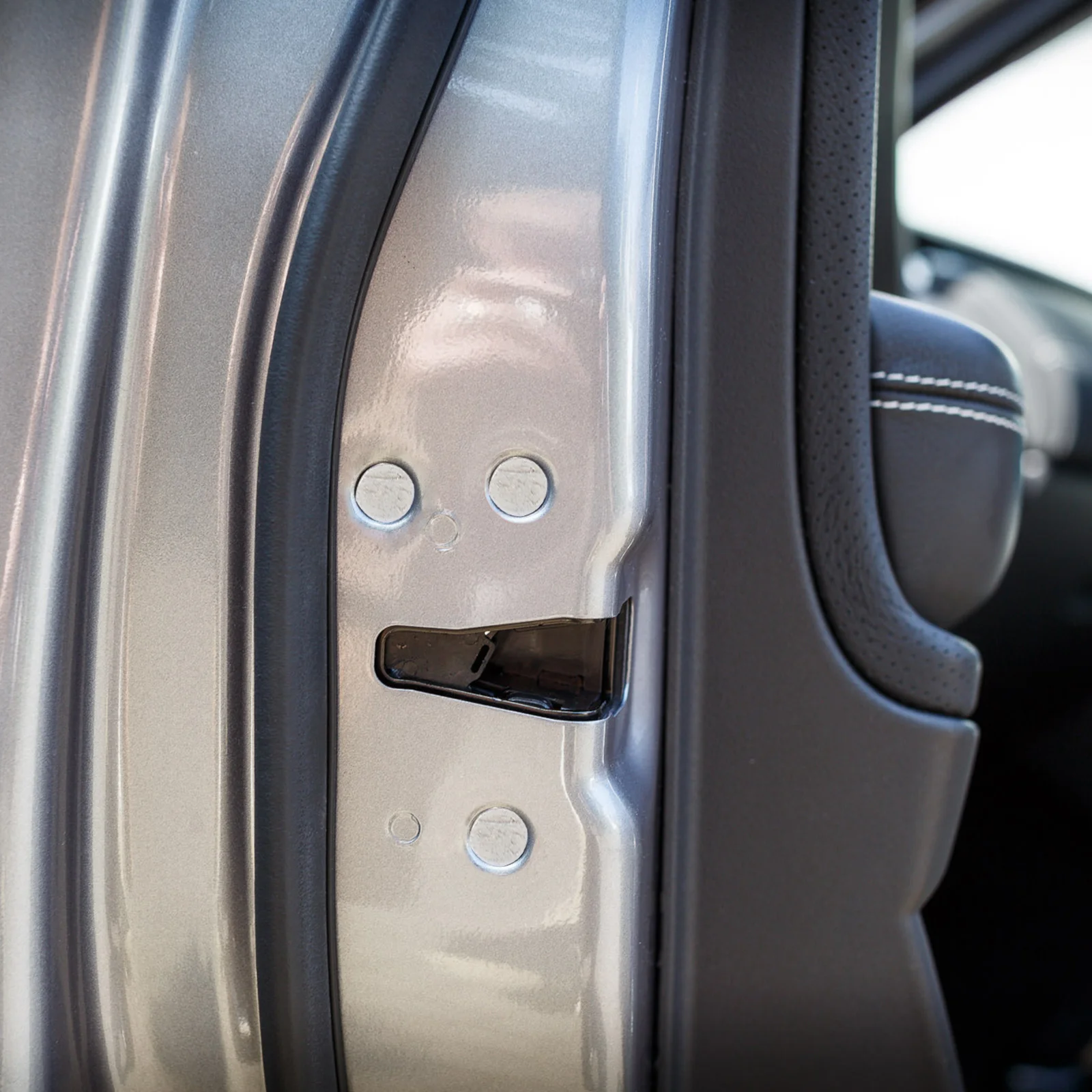 

4Pcs Stainless Steel Fixing Expansion Bolts High Strength Practical Bolts for Home Repair Storage Railing Stainless Steel Bolt