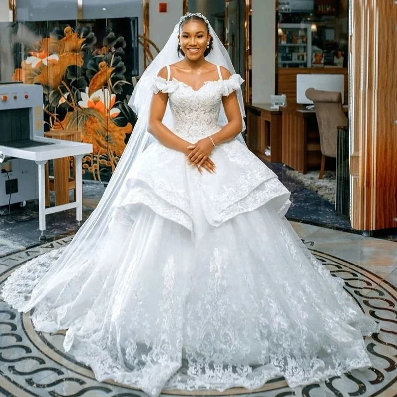 Customized  Princess Ball Gown Wedding Dresses Sweetheart  Ruffles Layers Lace Appliques Long Bride Dress African Bridal Gowns
