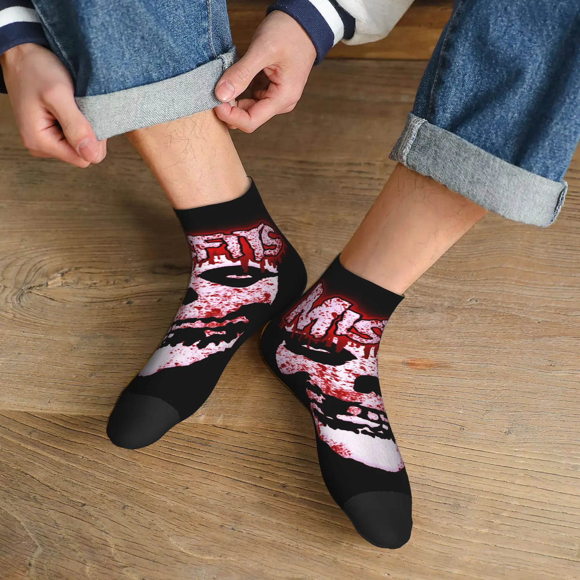 Misfits Skull  Socks Harajuku Super Soft Stockings All Season Socks Accessories for Unisex Birthday Present