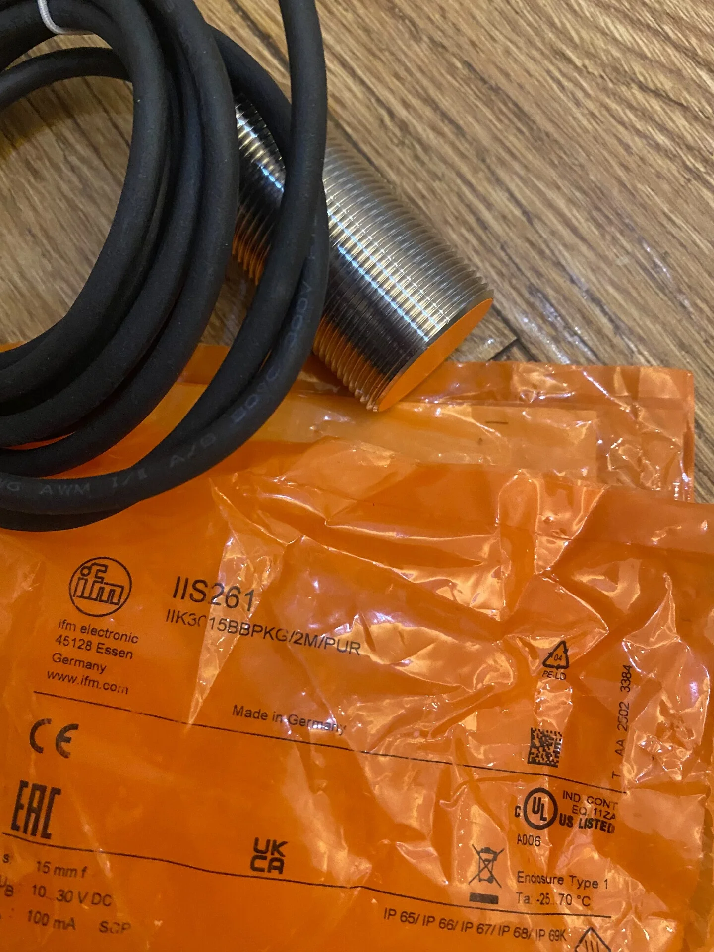 Model: IIS261in stock