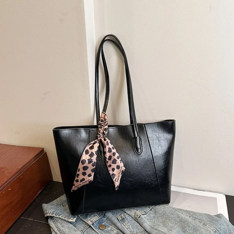 large-capacity-leather-diaper-bag-women-high-end-tote-messenger-crossbody-handbag-original-retro-trendy-for-leisure