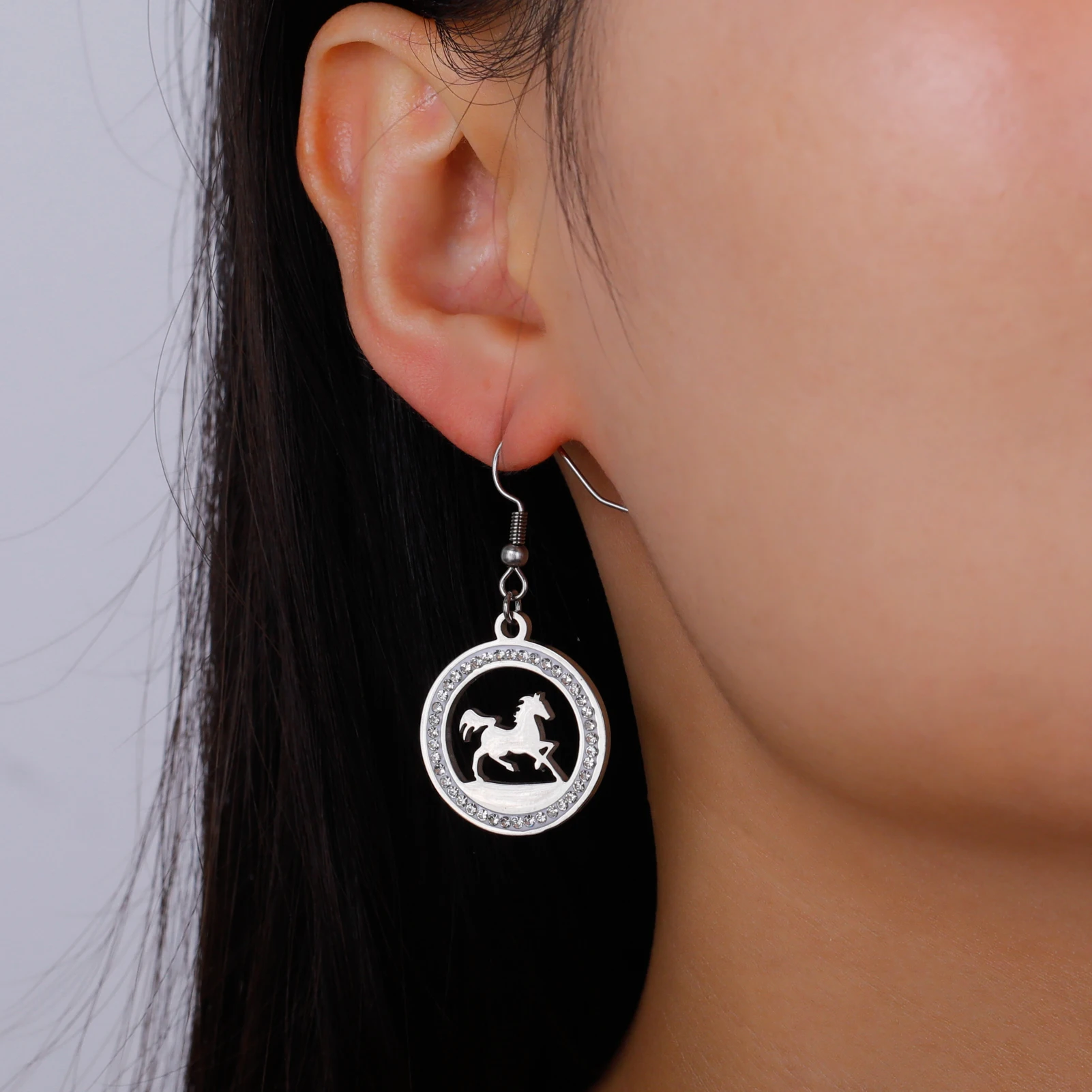 Skyrim Cool Running Horse Drop Earrings Women Girls Stainless Steel Clear Zircon Round Earrings Gold Color Animal Jewelry Gift