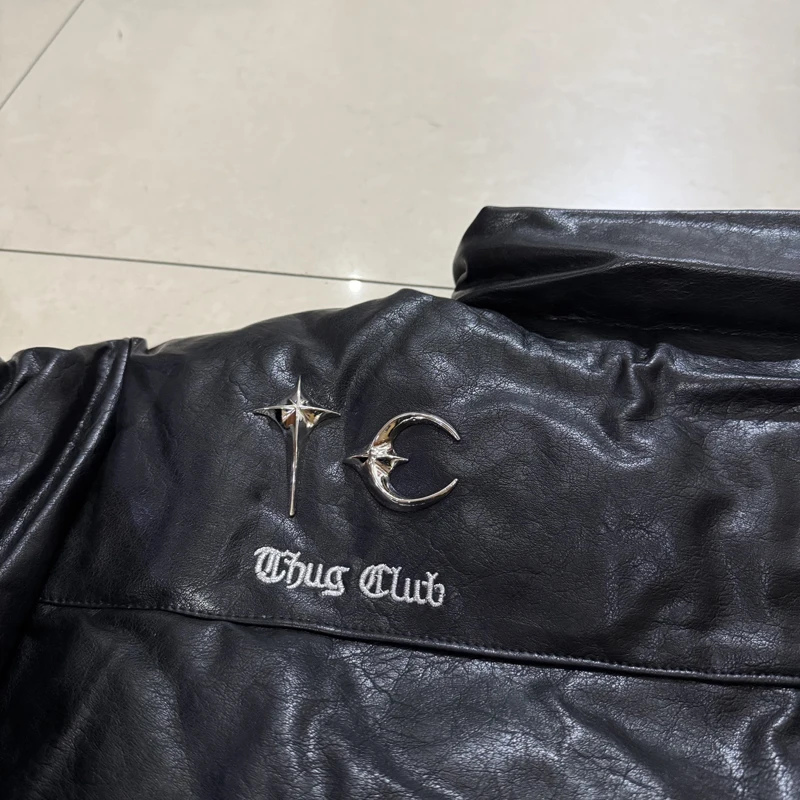 

Classic Star Moon Metal Logo THUG CLUB Jacket Embroidery Letter Black Leather Zipper Coats Men Women Real Picture Streetwear