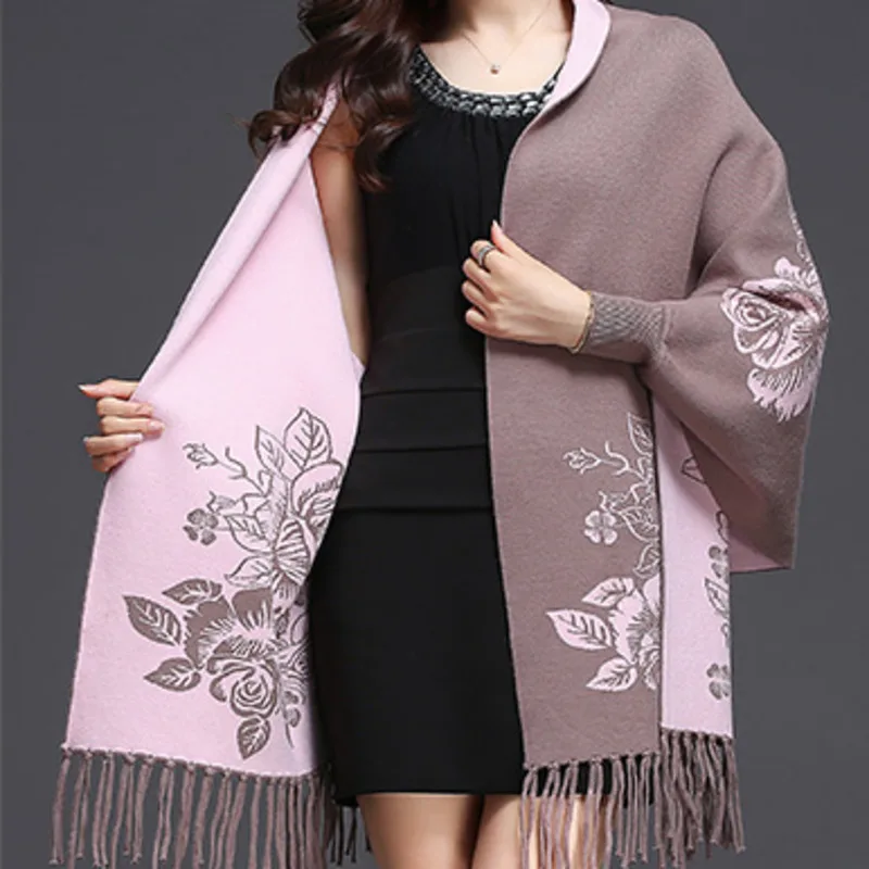 #4003 Autumn Winter Print Ponchos And Capes Women Outerwear Casual Vintage Batwing Sleeved Knitted Shawls And Wraps Femme Tassel