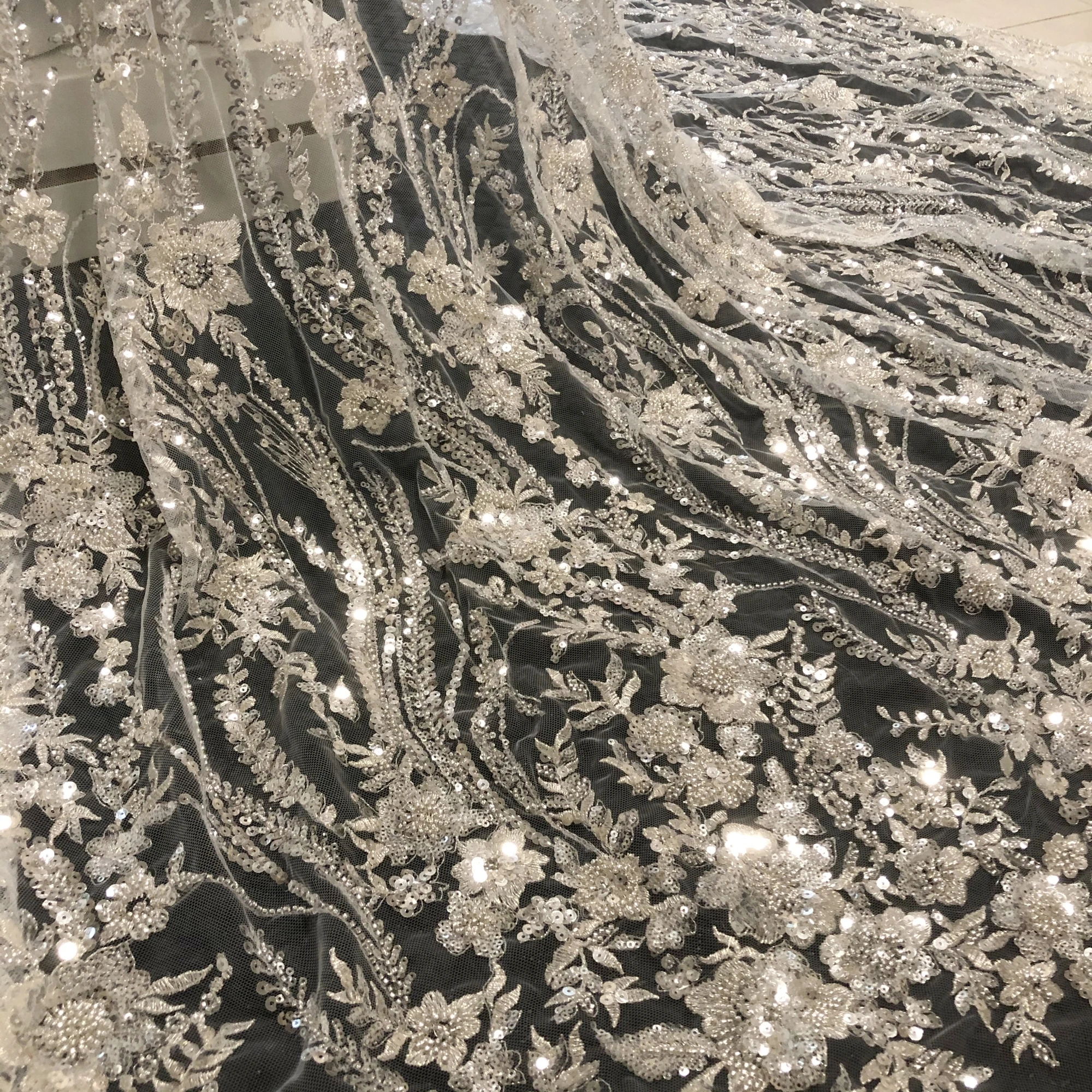 Robe de Soirée de Mariage en Dentelle, Tissu Argenté, Haute Densité, Broderie de Perles et Paillettes, Nouvelle Collection