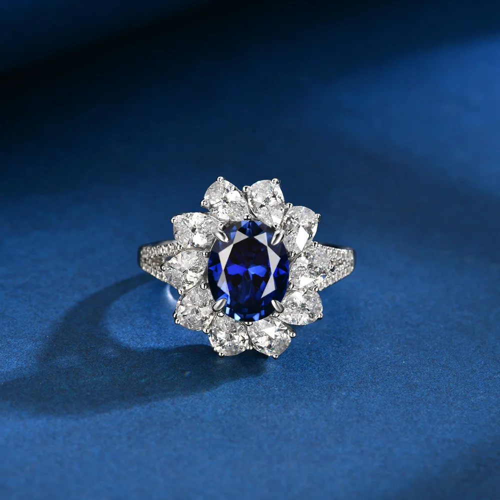 

New S925 silver inlaid 8 * 10 egg shaped 3.6ct cultivated sapphire royal blue fashionable versatile wedding jewelry