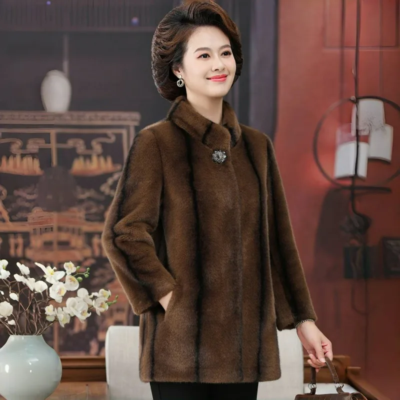 Noble Mom Winter Coat Imitating Mink Fleece, Fashionable Fur Coat for Middle-aged and Elderly Women, Elegant Fur Integrated Coat