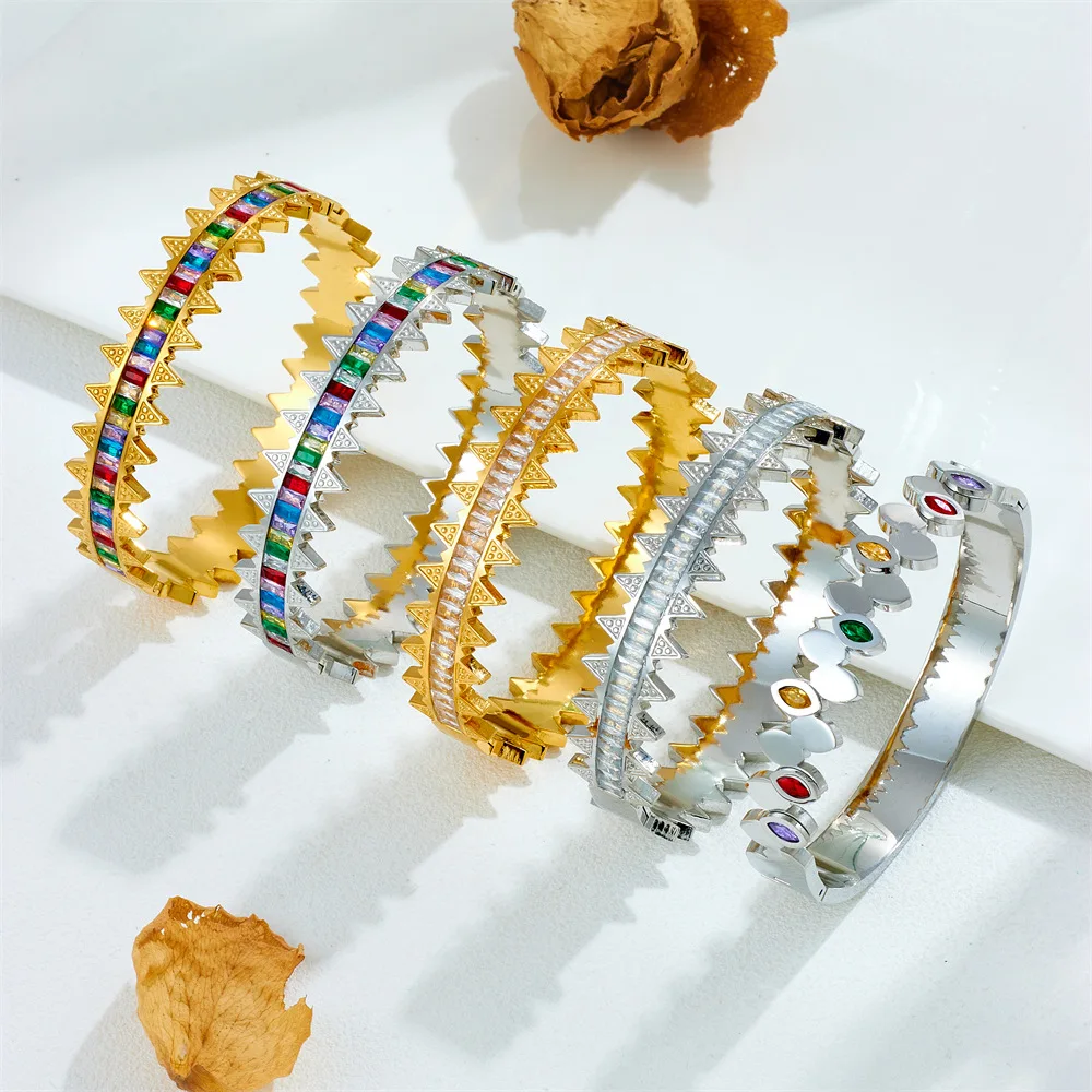 

Retail And Wholesale Vintage 316L Stainless Steel Colorful Gems Buckle Bangles Gold Spike Steel Cone Crystal Bracelets Jewelry