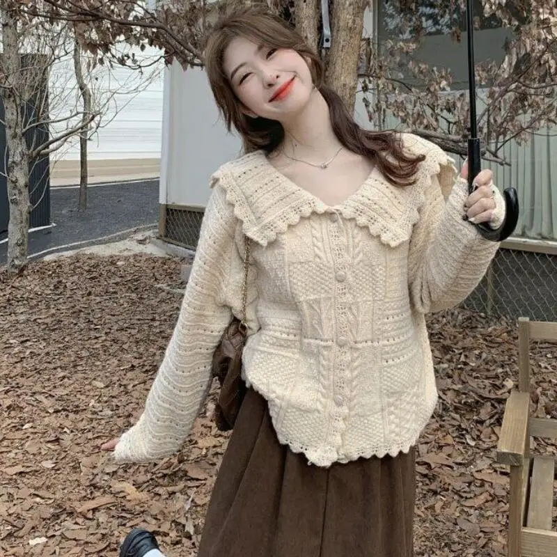 Sweet Girl Korean Style Knitted Cardigan Spring Autumn New Style Girl Gentle Doll Collar Cute Coat Tops Comfortable Versatile