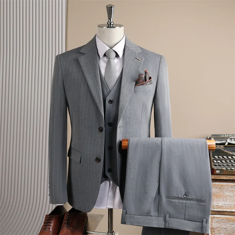 

KIDWHXR костюм, мужской пиджак с отложным воротником и карманами, мужской однобортный жилет, прямые брюки, мужской полосатый комплект из трех предметов