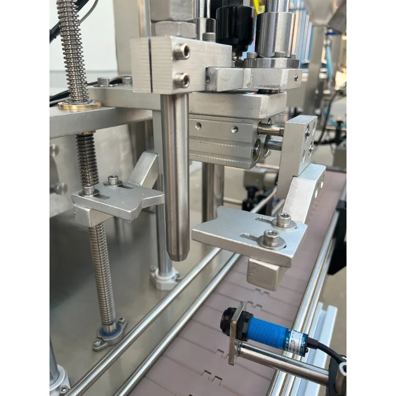 Automatic Servo Motor Control Facial Cream Filling Machine Lotion Shampoo Bottle Filling Machine