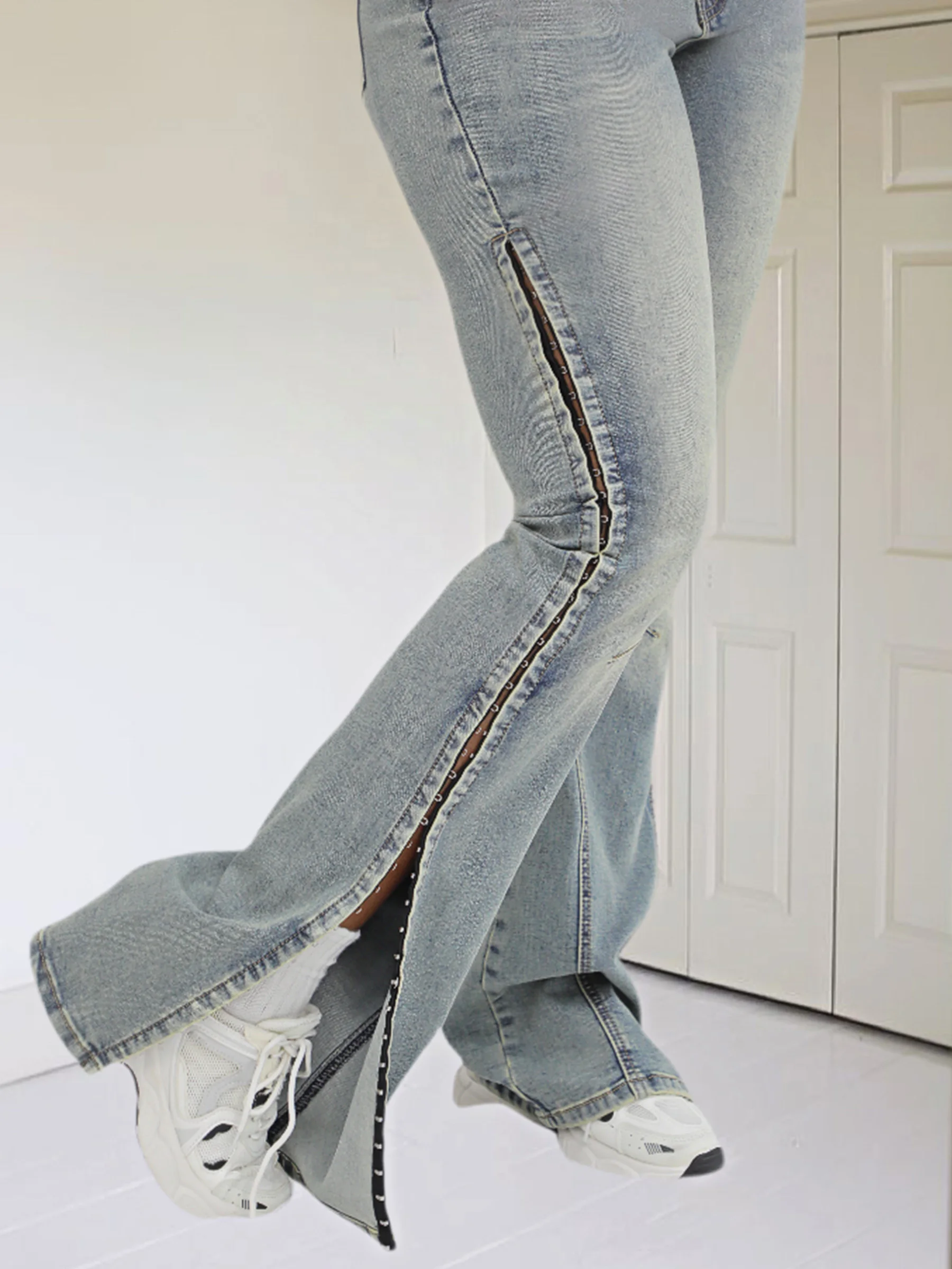 

Women’s Slim-Fit Jeans with Side Closable Split Design, Stylish & Personality-Defining, Streetwear Trendy Women’s Clothing