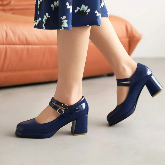 Navy blue mary jane fashion pumps