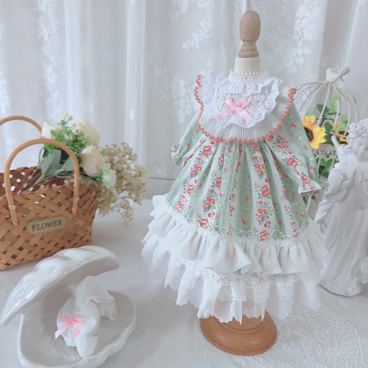 BJD Doll clothes suitable for 1/3 1/4 1/6 size light green long sleeved floral bow doll accessories